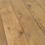 Piso Flotante Melamínico Roble Cavallo D2431 AC4 10mm