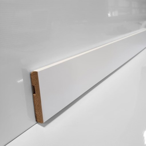 05ZOPRZC0101345 Varilla Zócalo Prepintado Curve Blanco 60 12mm x 60mm x 2600mm - Imagen 1