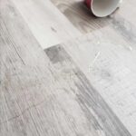 Piso Vinílico SPC Click Roble Long Island SP035 4mm - Imagen 3