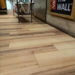 Piso Vinílico SPC Click Pino Odense SP012 4mm - Imagen 2